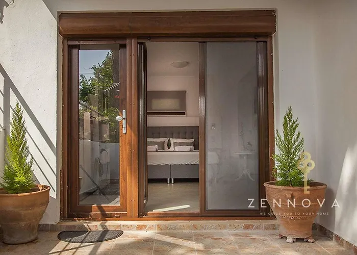 Zennova #20 Dream Nest Apartment